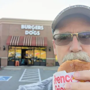 Great classic cheeseburger!