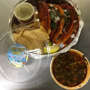 Birria tacossssss !!!!!!mmmmmm.....,