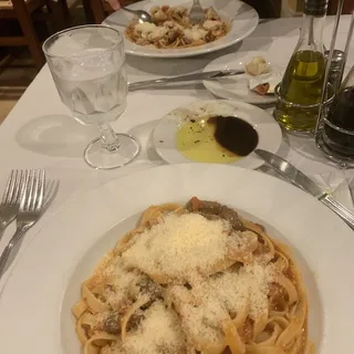 Fettuccine Con Salsiccle