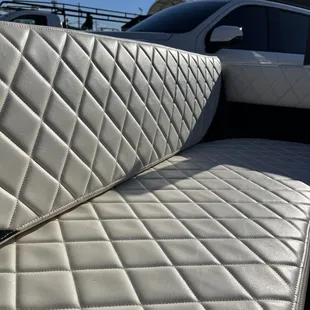 Diamond tuft back rest and cushion