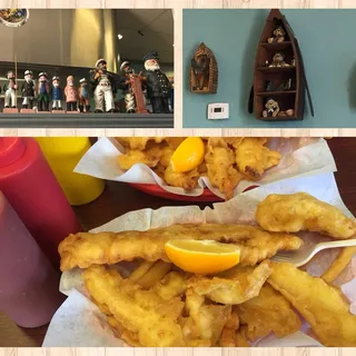 (1) Fish and Calamari Strips