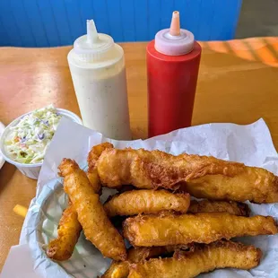 Fish n calamari combo, cole slaw for side dish