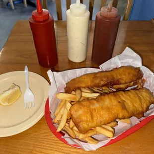 fish and chips, fish, food, seafood