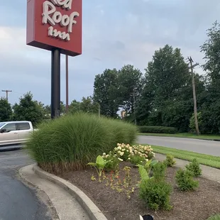 Delivery to Red Roof available