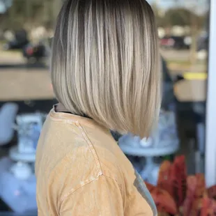 Blonde Highlights with a Root Smudge for a soft seamless grow out by Lindsey Long  Call for your appointment today! 904.260.8339