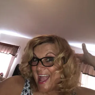 Tina S.