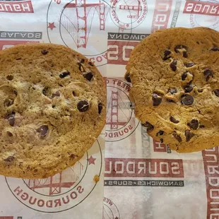 Giant chocolate chip cookie