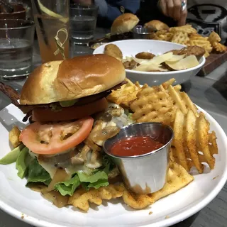West Coast Classic Burger