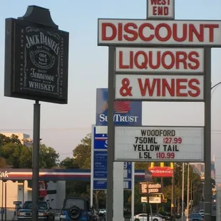 Discount Liquors &amp; Wine