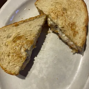 Lasagna grilled cheese