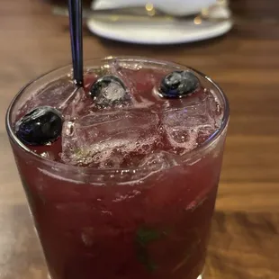Bourbon smash cocktail