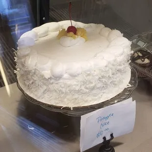 New pineapple cake. A new favorite for me!