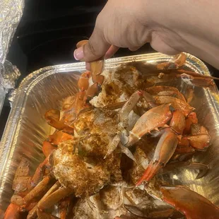 Look how small this crab is an I order X-Large. They will make a 100 excuses before they try to fix the problem!!!