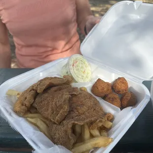 Fish plate with mullet