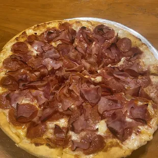 Canadian/bacon pizza.