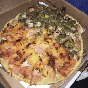 1/2 Pineapple Delight, 1/2 Seafood Combo