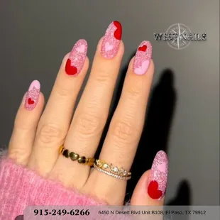 Nail salon in El Paso, Texas