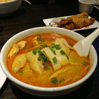 W4. Curry Chicken Noodle Soup