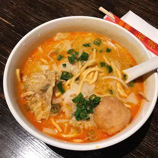 W5. Curry Stuffed Combination Noodle Soup