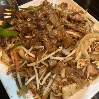 U7. Old Town Fried Noodle