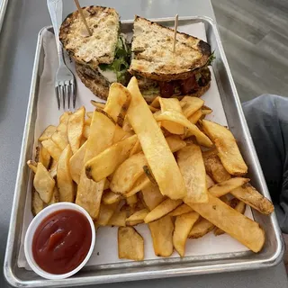 Pesto Chicken Combo