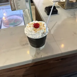 Brownie classic sundae!