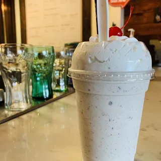 Black & White Classic Milkshake