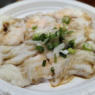 1 serving of Shrimp rice roll