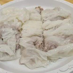 The pork rice rolls are delicious. Simple and yet silky. Add the chiles and soy sauce and you got yourself a snack