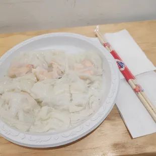 Shrimp rice rolls