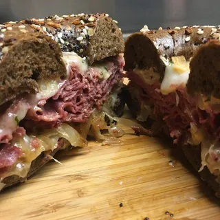 Pumpernickel Bagel Reuben Sandwich