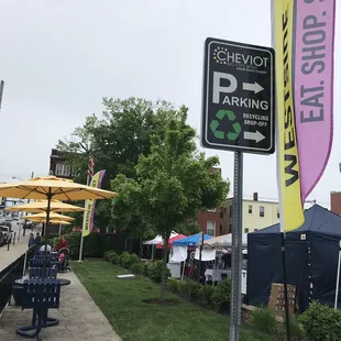 a sign for a parking lot