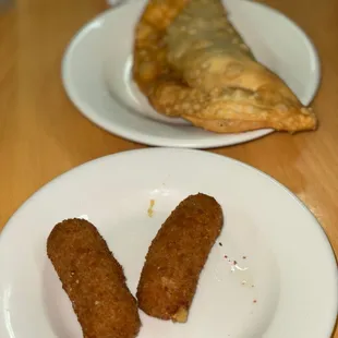 Croquetas and empanada de res