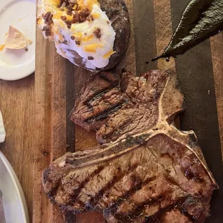 Porterhouse 20 oz.