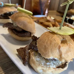 Tenderloin sliders