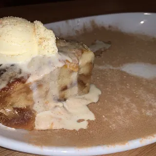 Sissy's Peach Bread Pudding