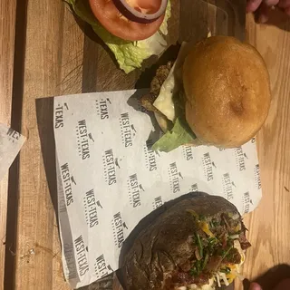 Chipotle Avocado Chicken Sadwich