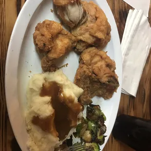 chicken wings and fried chicken, food