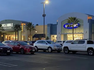Hacienda Crossings