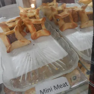 Mini Meat Pies on 6 bucks per dozen