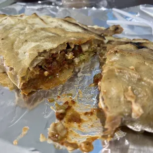 Carne asada and chorizo tlayuda