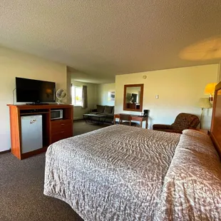 King Suite- Westcliffe Inn