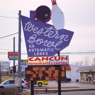 a sign for a restaurant