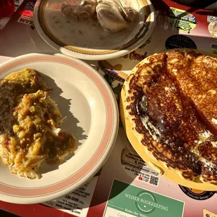 Green Chili hash browns and entire plate pancake! Yummm...