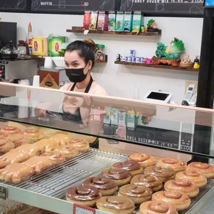 Liam Has along with her husband and family making some of the best donuts in Renton!