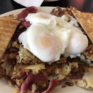 Corned Beef Hash & Eggs