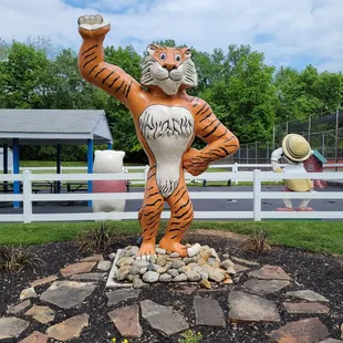 Tiger statue by picnic area