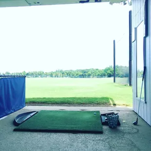 Spacious driving range.