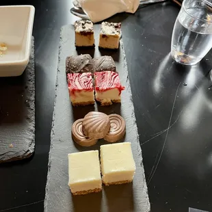 Cheesecake bites dessert