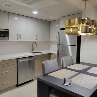 Perfect Kitchen for a family of four(4)